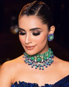 Experienced Makeup Artist for Weddings